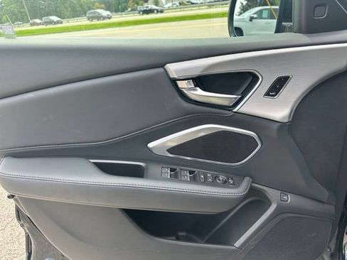 Used 2023 Acura RDX AWD image 12