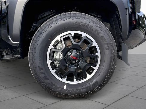 New 2025 Toyota Tacoma TRD Off-Road w/ TRD Off Road Upgrade Package AWD/4WD image 11