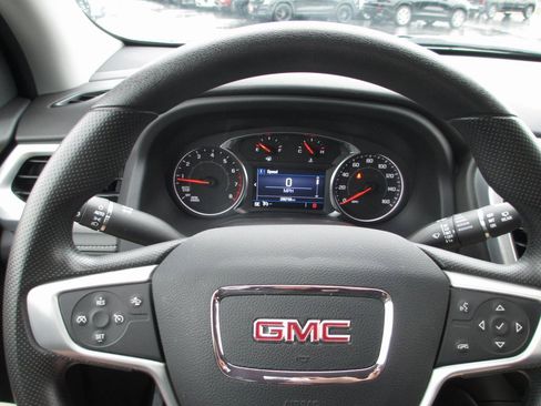 Used 2023 GMC Acadia SLE w/ Driver Convenience Package image 26