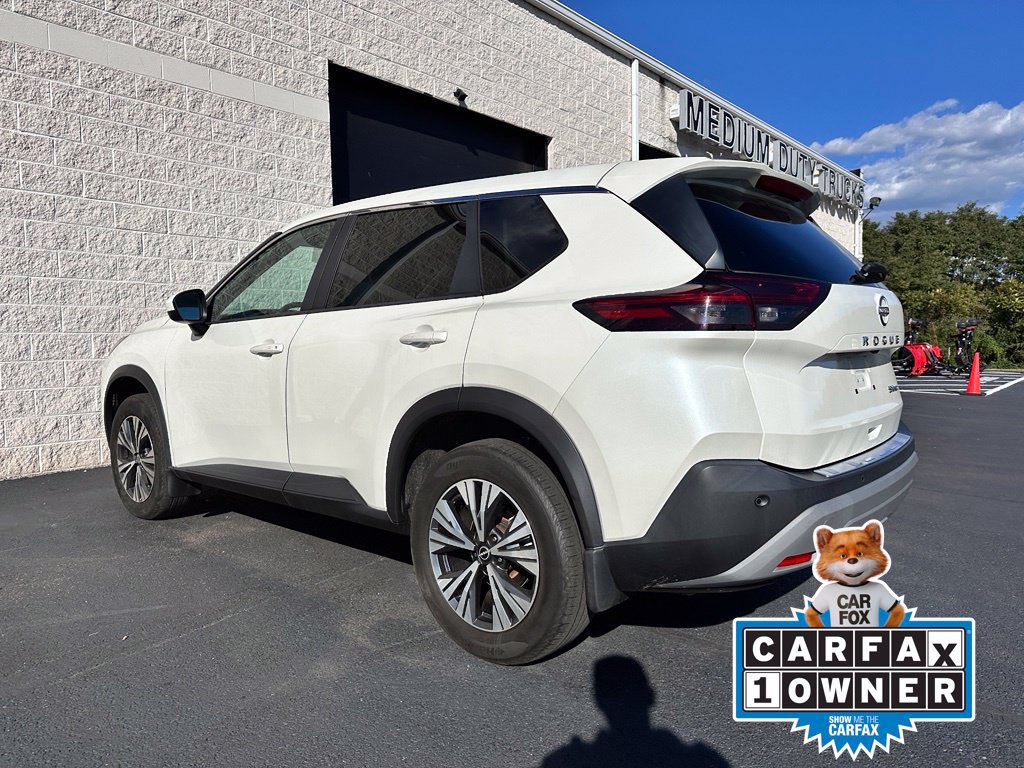 Used 2023 Nissan Rogue SV AWD/4WD image 3