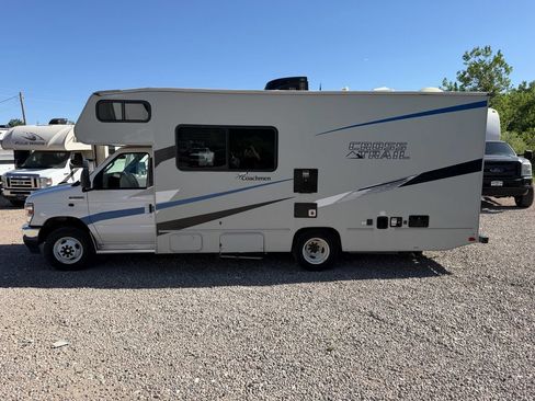Used 2022 Ford E-350 and Econoline 350 Super Duty w/ Motorhome Prep Package RWD image 9