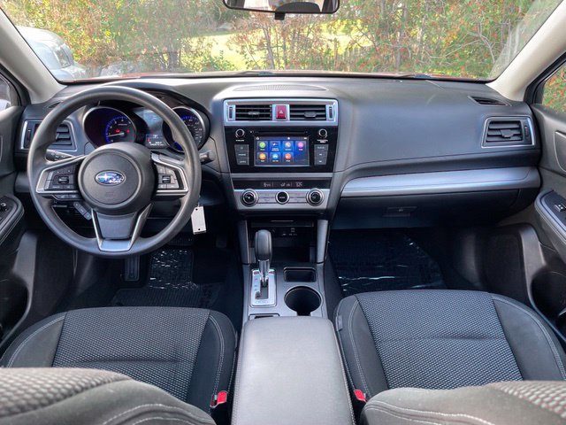 Used 2019 Subaru Outback 2.5i AWD/4WD image 6