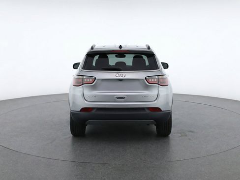 Used 2025 Jeep Compass Limited AWD/4WD image 7