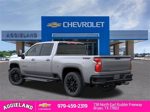 New 2026 Chevrolet Silverado 2500 LT image 3
