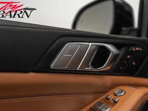 Used 2022 BMW X7 xDrive40i w/ Premium Package image 22