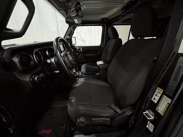 Used 2019 Jeep Wrangler Unlimited Sport w/ Technology Group AWD/4WD image 10