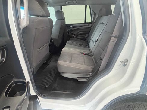 Used 2016 GMC Yukon SLE w/ Convenience Package AWD/4WD image 16