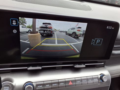 Used 2024 Hyundai Kona SEL w/ Convenience Package FWD image 6