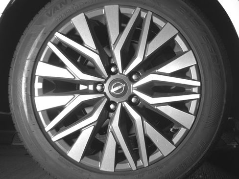 Used 2025 Nissan Altima 2.5 SV image 15