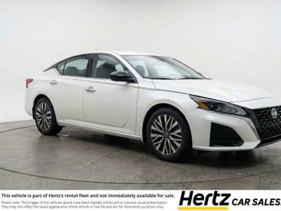 Used 2025 Nissan Altima 2.5 SV