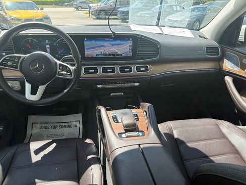 Used 2020 Mercedes-Benz GLS 450 4MATIC image 15