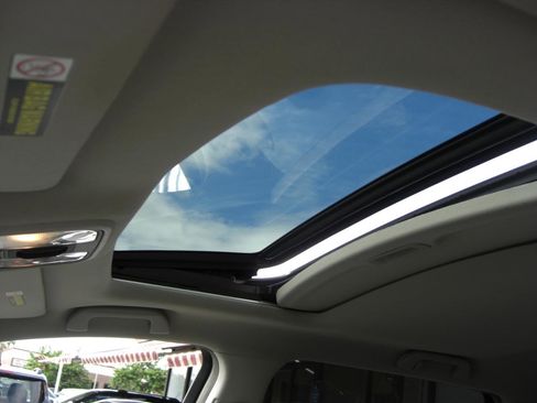 Used 2009 Acura MDX w/ Technology Package AWD/4WD image 7