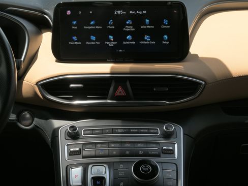 Used 2023 Hyundai Santa Fe Calligraphy FWD image 17