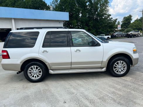 Used 2010 Ford Expedition Eddie Bauer RWD image 10
