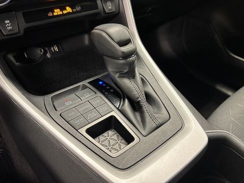 Used 2024 Toyota RAV4 XLE image 32