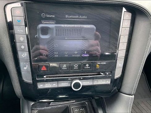 Used 2021 INFINITI QX50 Luxe w/ Appearance Package image 31