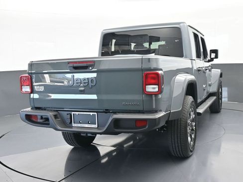 New 2026 Jeep Gladiator Sport image 5