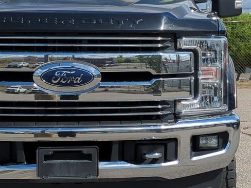 Used 2017 Ford F350 Lariat w/ Chrome Package AWD/4WD image 50
