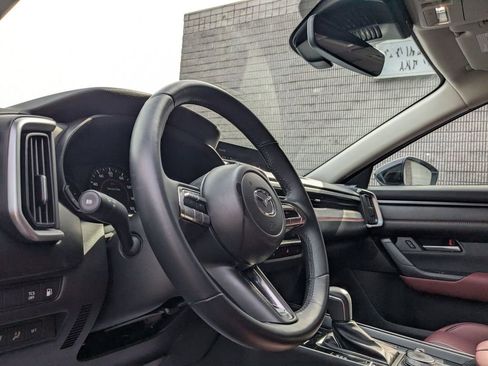 Used 2025 MAZDA CX-50 AWD 2.5 Hybrid w/ Premium Pkg image 11
