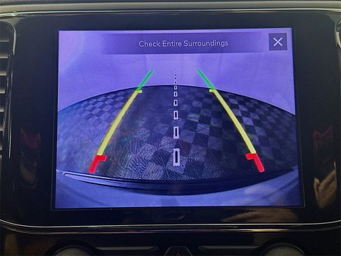 Used 2019 Jeep Grand Cherokee Altitude image 20