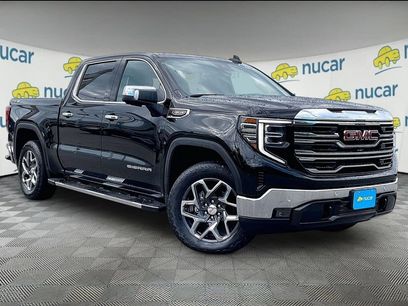 Used 2023 GMC Sierra 1500 SLT w/ SLT Premium Package