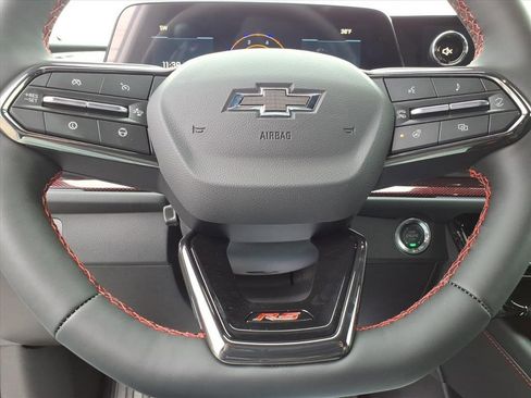 New 2026 Chevrolet Traverse RS image 18