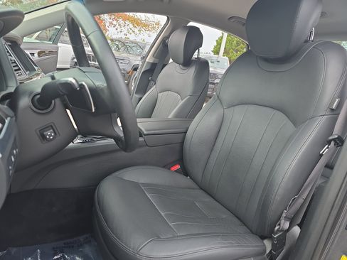 Used 2017 Genesis G80 3.8 image 14