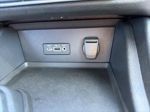 Used 2023 Nissan Sentra SR w/ Midnight Edition Package FWD image 25