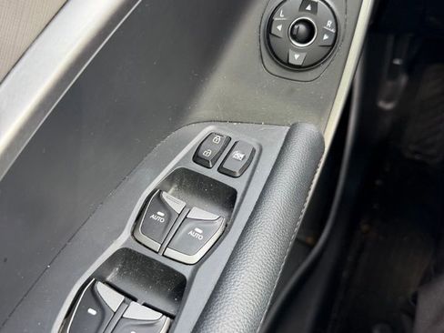 Used 2017 Hyundai Santa Fe Sport image 19