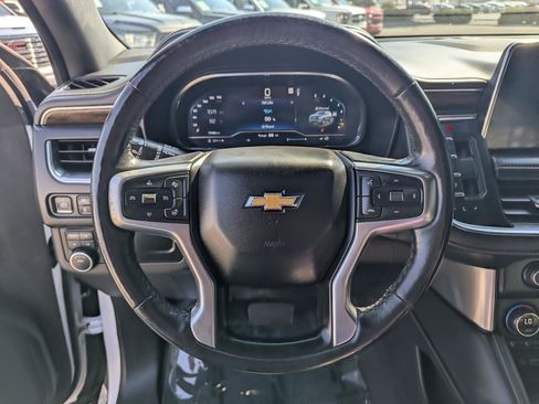 Used 2022 Chevrolet Tahoe Premier AWD/4WD image 13