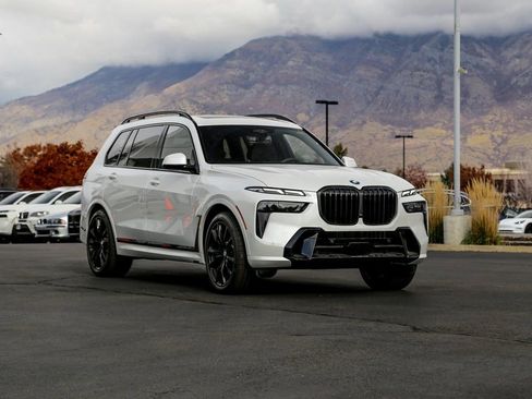 New 2026 BMW X7 xDrive40i image 7