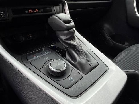 Certified 2025 Toyota RAV4 LE AWD/4WD image 20