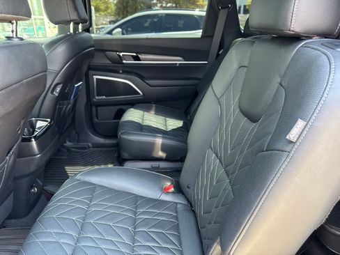 Used 2024 Kia Telluride EX X-Line AWD/4WD image 11
