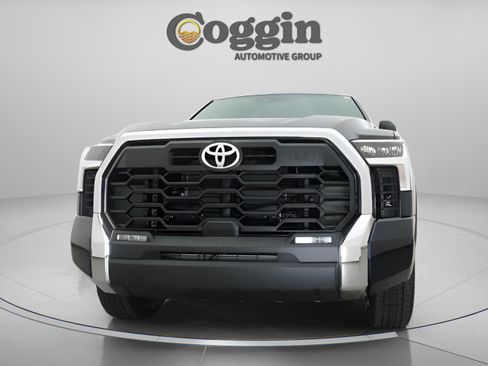 New 2026 Toyota Tundra SR5 AWD/4WD image 29