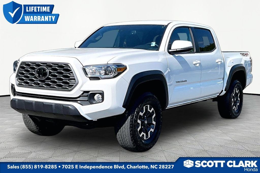 Used 2023 Toyota Tacoma TRD Off-Road w/ Technology Package AWD/4WD image 3