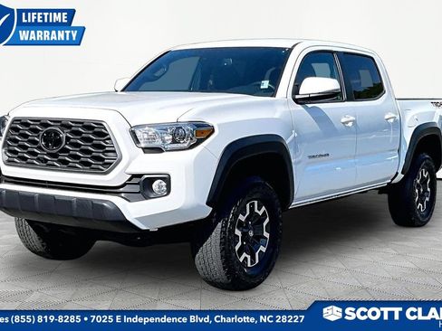 Used 2023 Toyota Tacoma TRD Off-Road w/ Technology Package AWD/4WD image 3