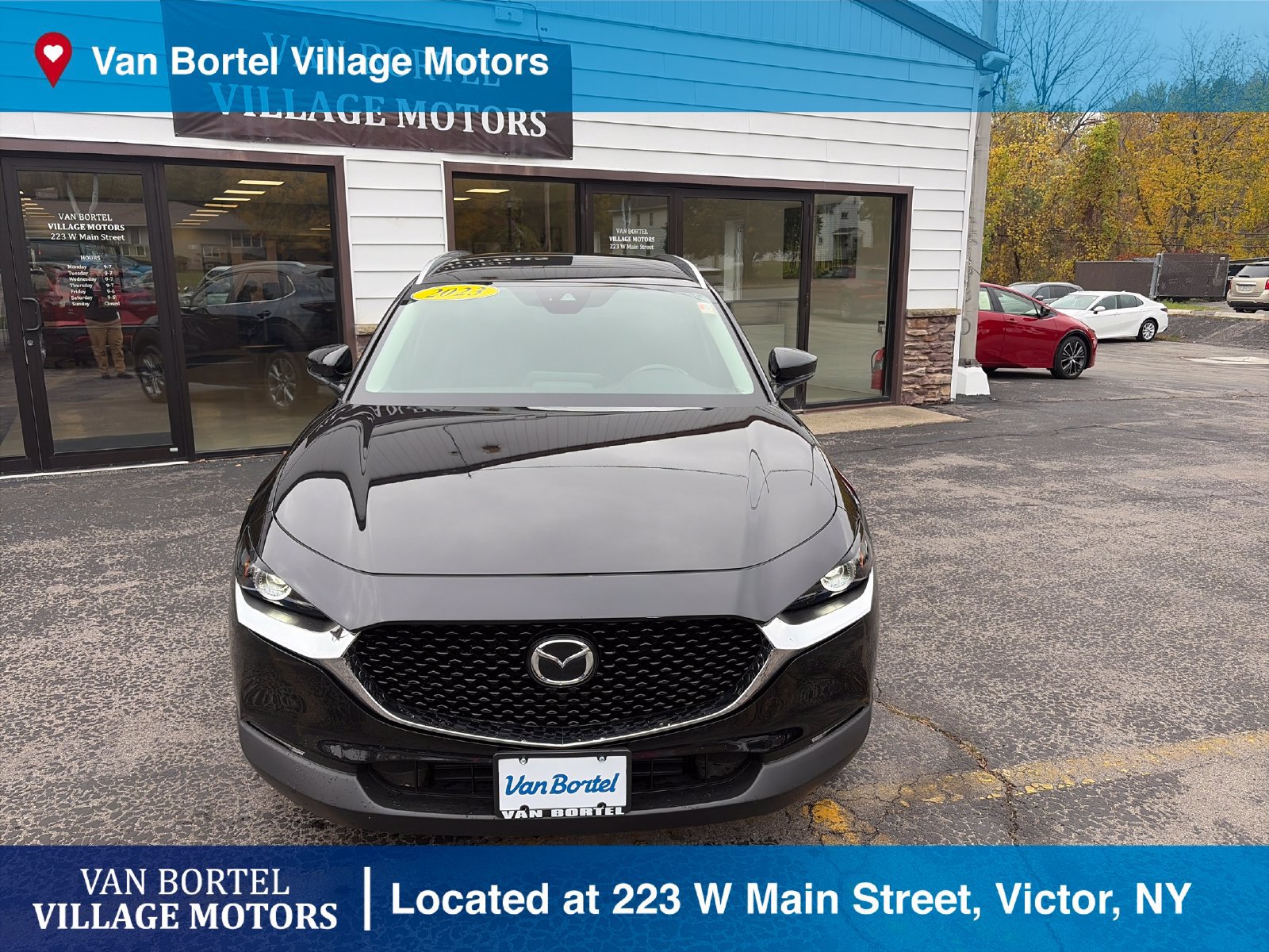 Used 2023 MAZDA CX-30 AWD 2.5 S w/ Preferred Package image 3
