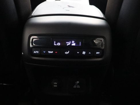 Used 2020 Hyundai Palisade SEL w/ Convenience Package FWD image 29