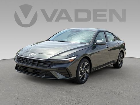 New 2026 Hyundai Elantra Limited FWD image 26