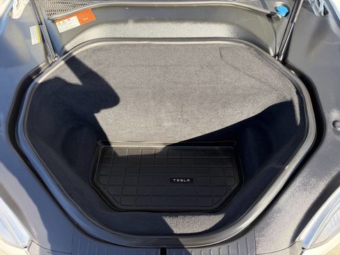 Used 2015 Tesla Model S 85D image 28