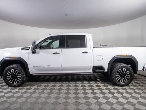 Used 2024 GMC Sierra 2500 Denali Ultimate image 8