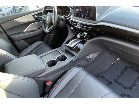 Certified 2025 Acura MDX FWD w/ Technology Package image 19