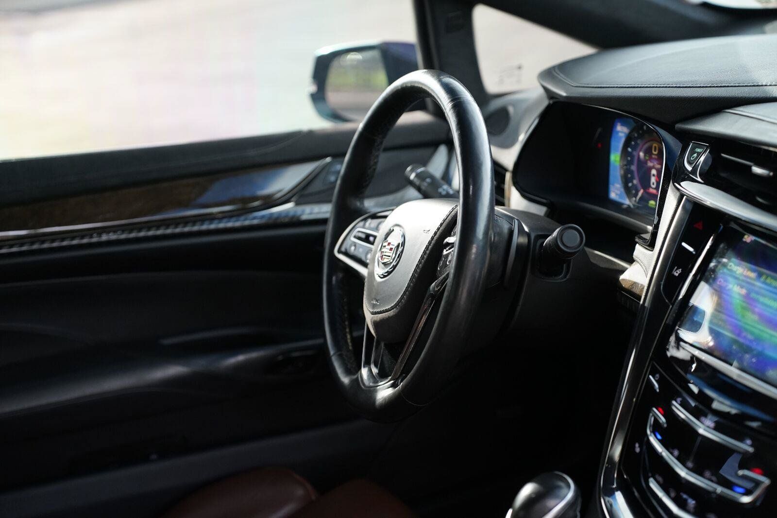 Used 2014 Cadillac ELR w/ Luxury Package FWD image 22