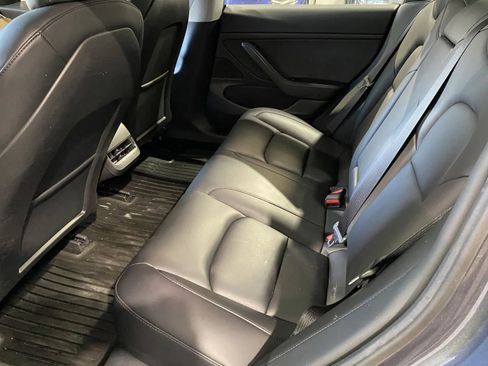 Used 2020 Tesla Model 3 Standard Range Plus image 10