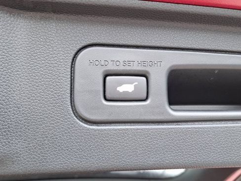 Used 2024 Honda Pilot Elite image 31