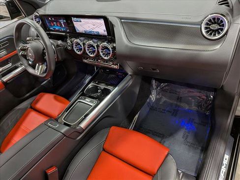 Used 2025 Mercedes-Benz GLA 35 AMG 4MATIC image 23