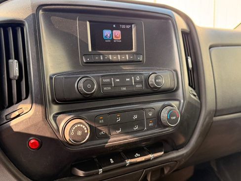Used 2017 Chevrolet Silverado 3500 W/T RWD image 17