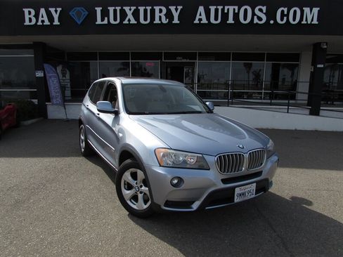Used 2011 BMW X3 xDrive28i AWD/4WD image 1