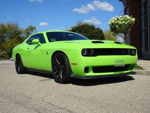 Used 2023 Dodge Challenger SRT Hellcat image 2