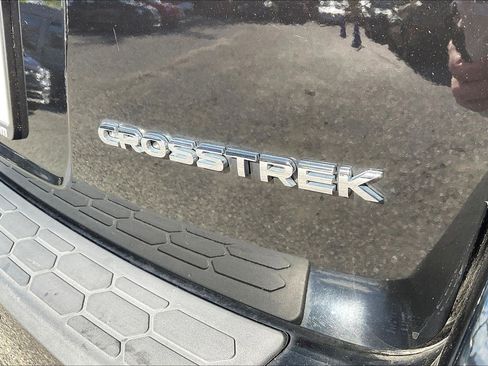 Certified 2022 Subaru Crosstrek 2.5i Limited w/ Moonroof Package 1 image 9
